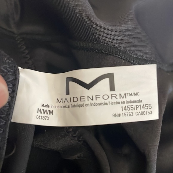 Maidenform Shapewear Shorts - Picture 3 of 3